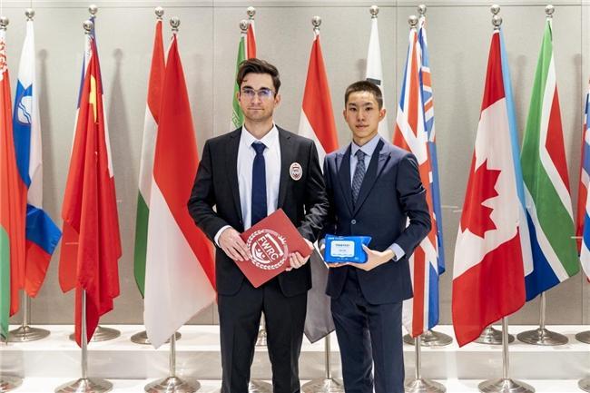 ”宠物湿巾创世界纪录以科技践行人宠和谐共生麻将胡了“体系防护人宠安全”——“澄喵喵(图3) ”宠物湿巾创世界纪录以科技践行人宠和谐共生麻将胡了“体系防护人宠安全”——“澄喵喵(图3)